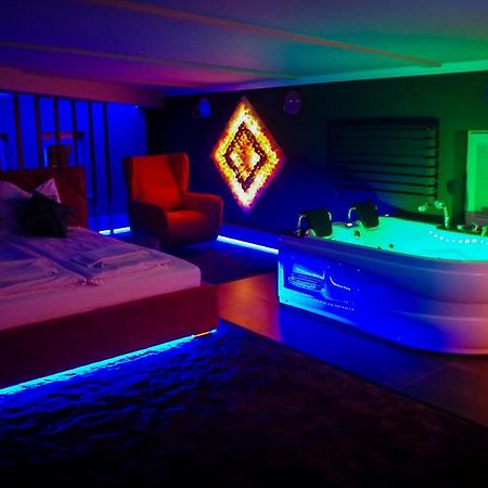 Exclusive Apartment Centrum Wadowice Bagian luar foto